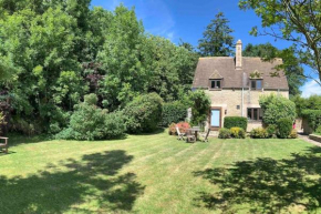 HEATHFIELD COTTAGE- A LITTLE GEM IN THE COTSWOLDS